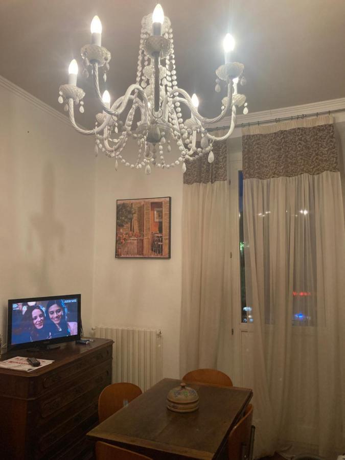 Casa Vacanza Sole Lago… Intra Luaran gambar
