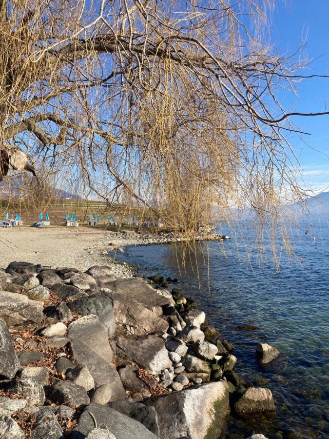 Casa Vacanza Sole Lago… Intra Luaran gambar